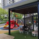 舒适 HomeStay at 28 BLVD Pandan Perdana KL