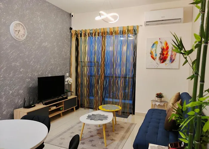 舒适 HomeStay at 28 BLVD Pandan Perdana KL