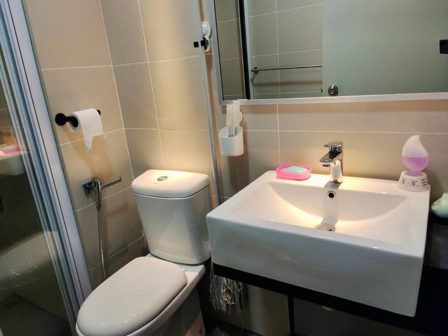 Pangsapuri 舒适 Homestay At 28 Blvd Pandan Perdana Kl *