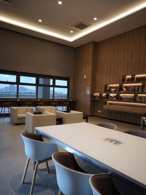 舒适 Homestay At 28 Blvd Pandan Perdana Kl Pangsapuri